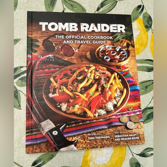 Tomb Raider Cook Book and Travel Guide - Picture 2 of 5